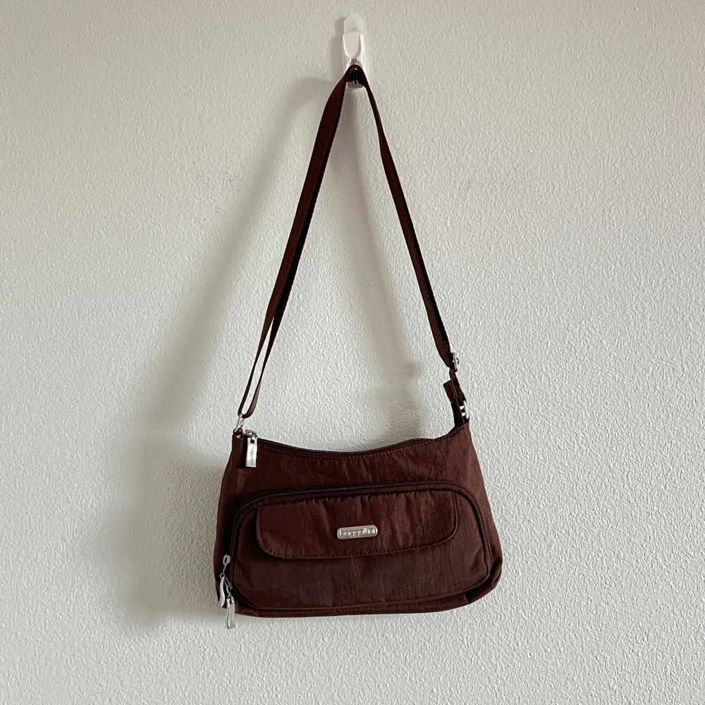 Baggallini Brown Nylon Small Organized Travel Crossbody Bag Gorpcore Utility